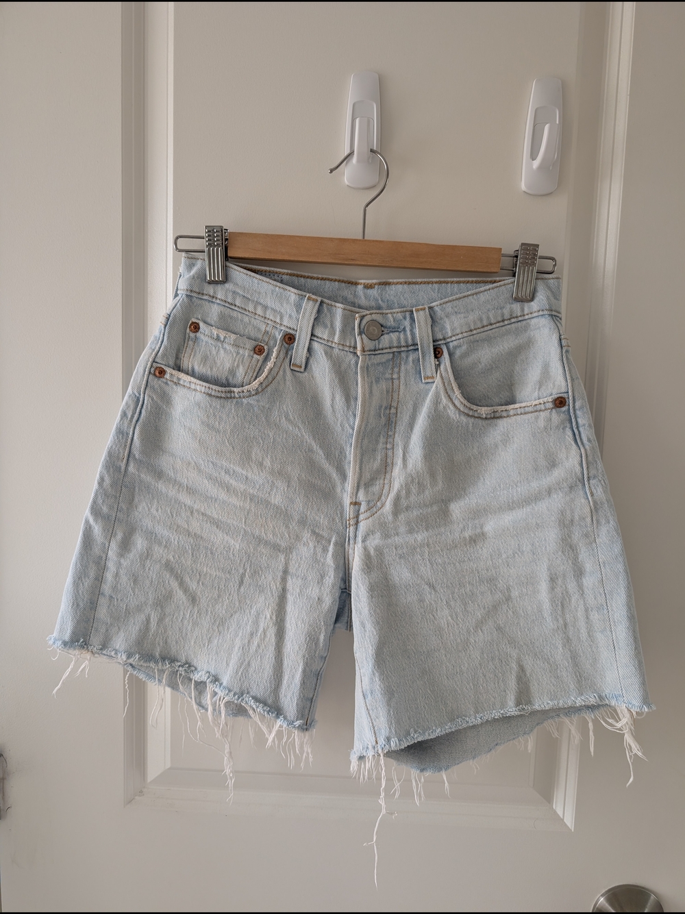 Levi's - Light Wash - High-Rise Denim Shorts